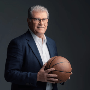 MasterClass — Geno Auriemma Teaches Leading Winning Teams 2021-9