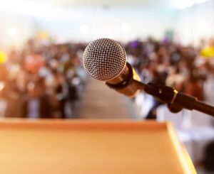 Good with Words: Speaking and Presenting Specialization 2023-12