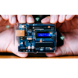Advanced Arduino and Python Programming: Interface Apps 2023-2