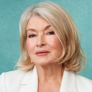 MasterClass — Martha Stewart : Think Like a Boss, Live Like a Legend 2023-12